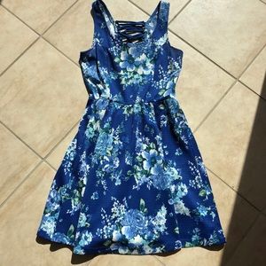 Blue floral Jessica Simpson dress